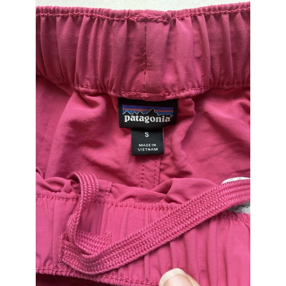 Patagonia Women's  Barely Baggies Shorts Small Pink 2.5